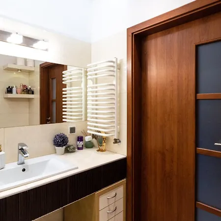 Verona 115, 69m2, Terrace, Garage Apartman Krakkó