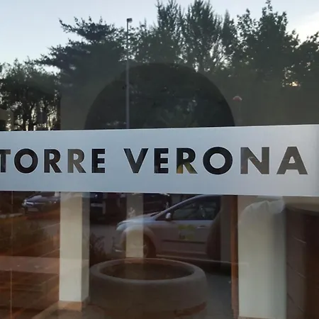 Verona 115, 69m2, Terrace, Garage * 克拉科夫